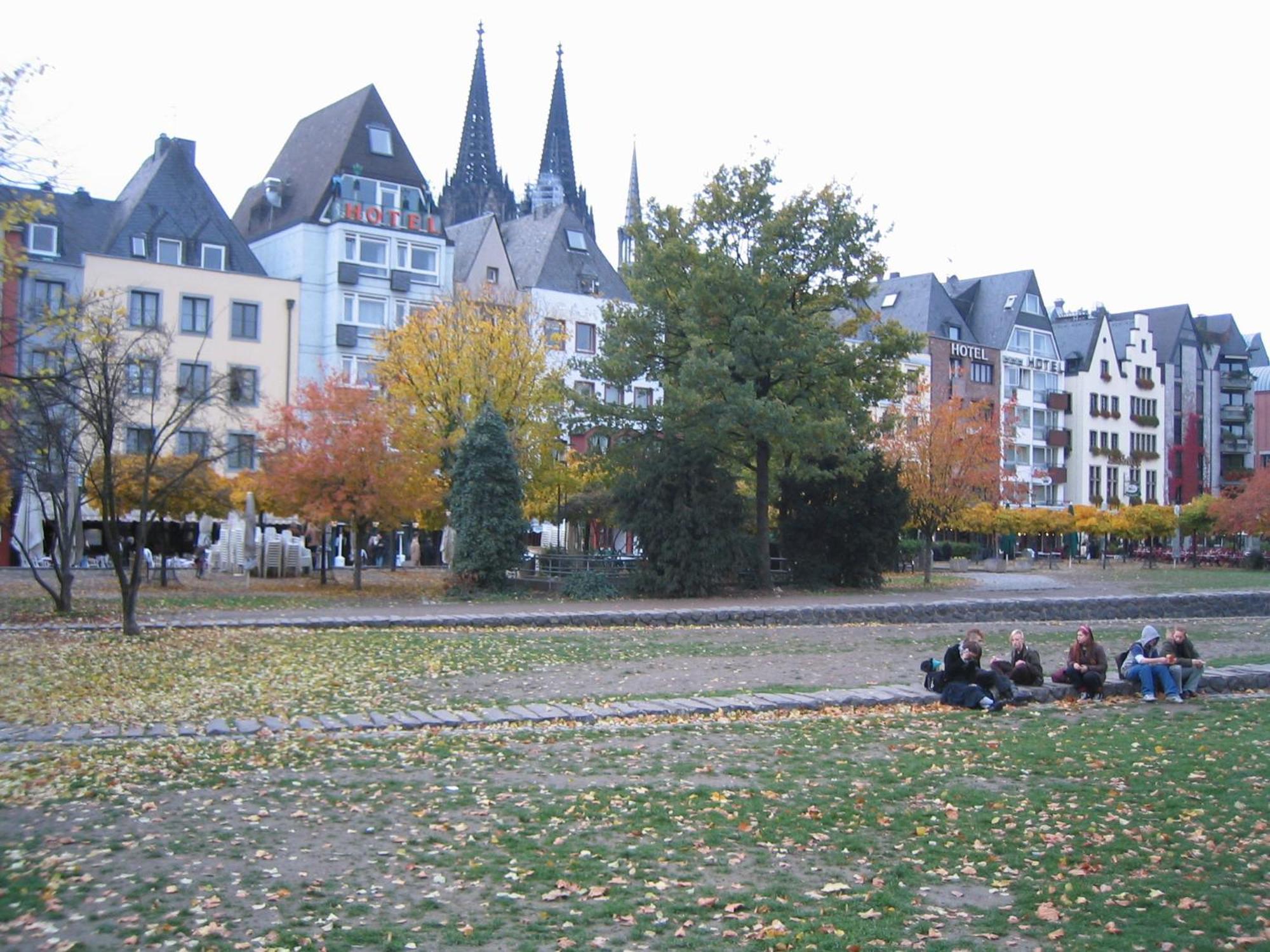 Hotel Roemerhafen 3*